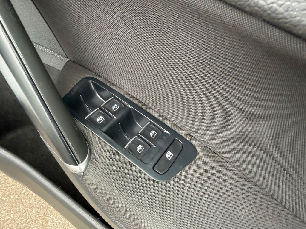 Used Volkswagen Golf 2019 for sale - 78096923: Photo 37