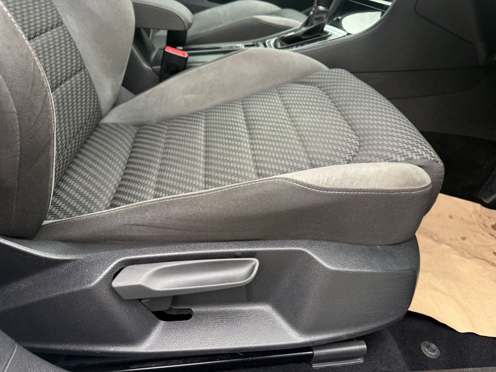 Used Volkswagen Golf 2019 for sale - 78096923: Photo 40