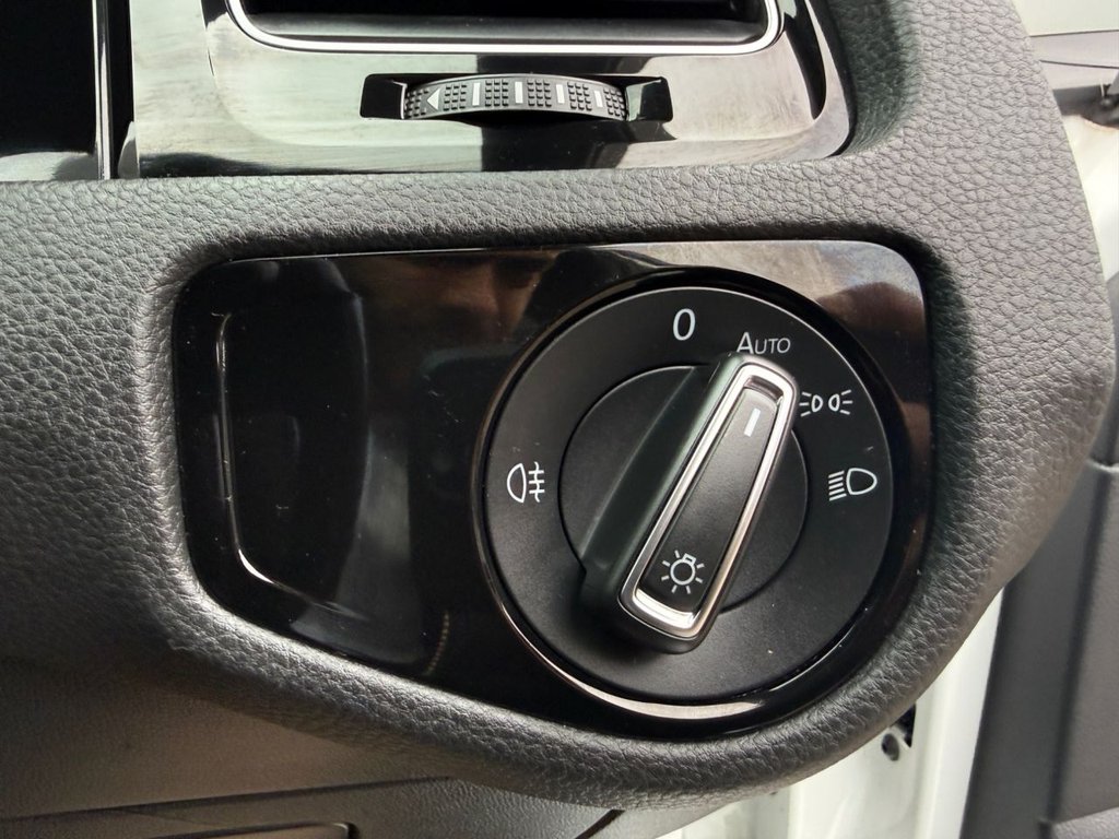 Used Volkswagen Golf 2019 for sale - 78096923: Photo 41