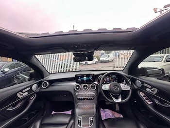 Used Mercedes-Benz GLC 2019 for sale - 76797683: Photo