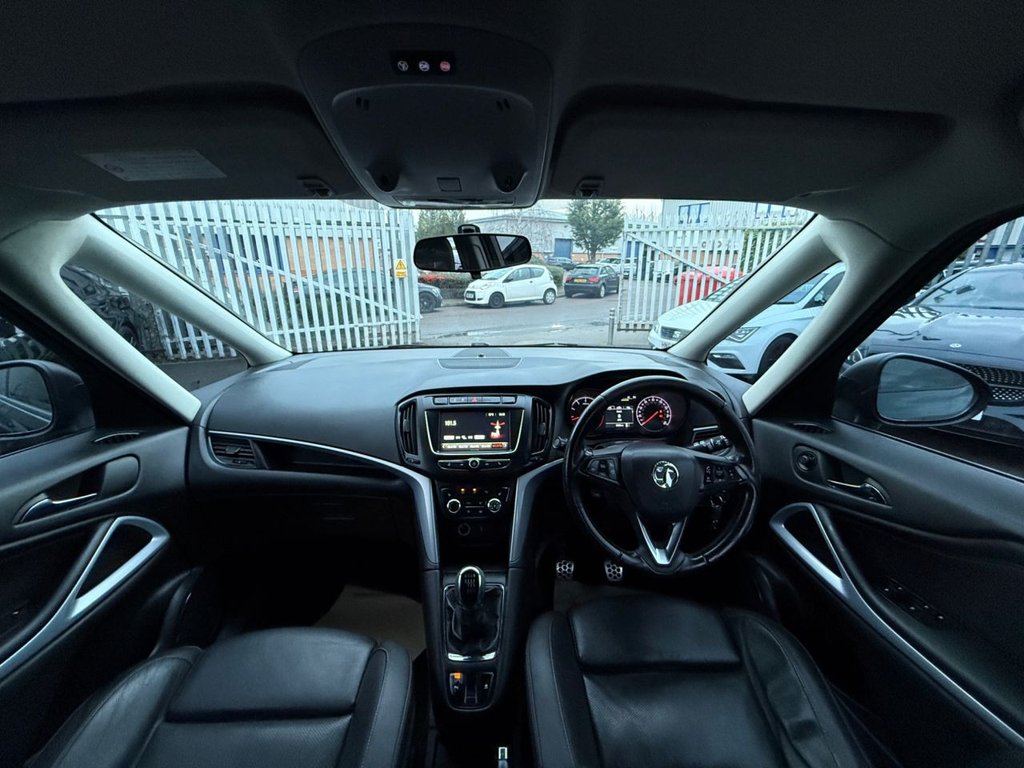 Used Vauxhall Zafira 2017 for sale - 77172183: Photo 2
