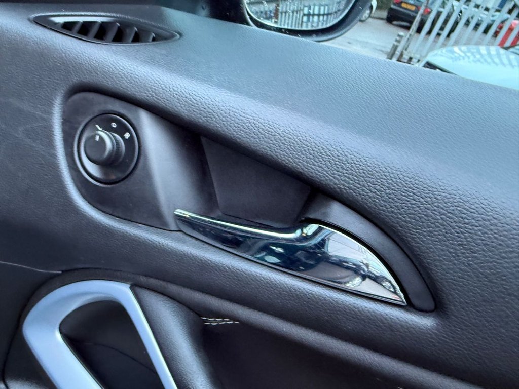 Used Vauxhall Zafira 2017 for sale - 77172183: Photo 38