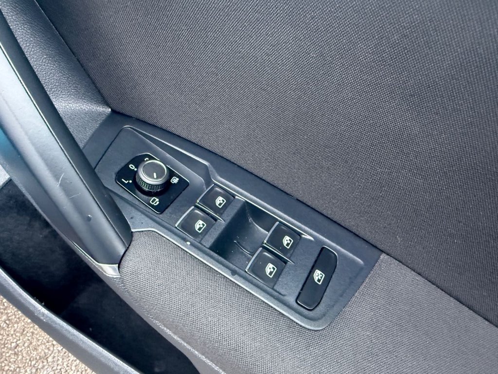 Used Volkswagen Tiguan 2016 for sale - 77408473: Photo 37