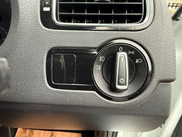 Used Volkswagen Polo 2017 for sale - 76162966: Photo 38