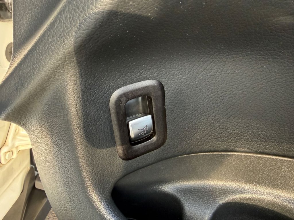 Used Mercedes-Benz GLC 2018 for sale - 77806637: Photo 37