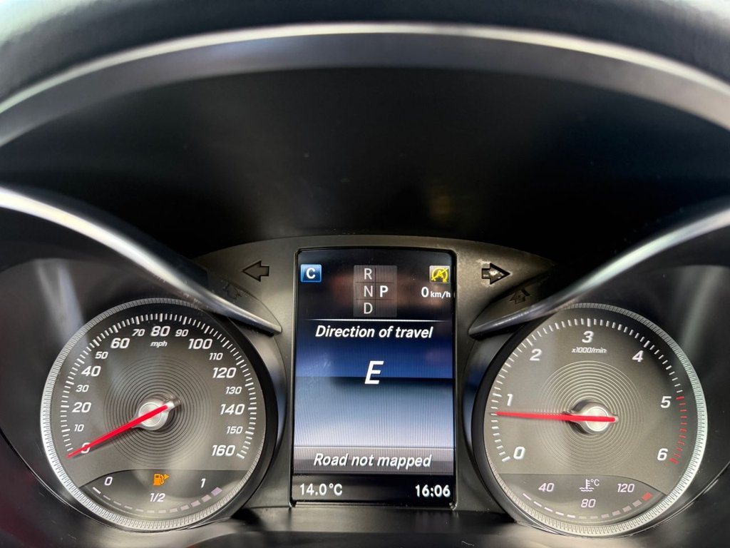 Used Mercedes-Benz GLC 2018 for sale - 77806637: Photo 42