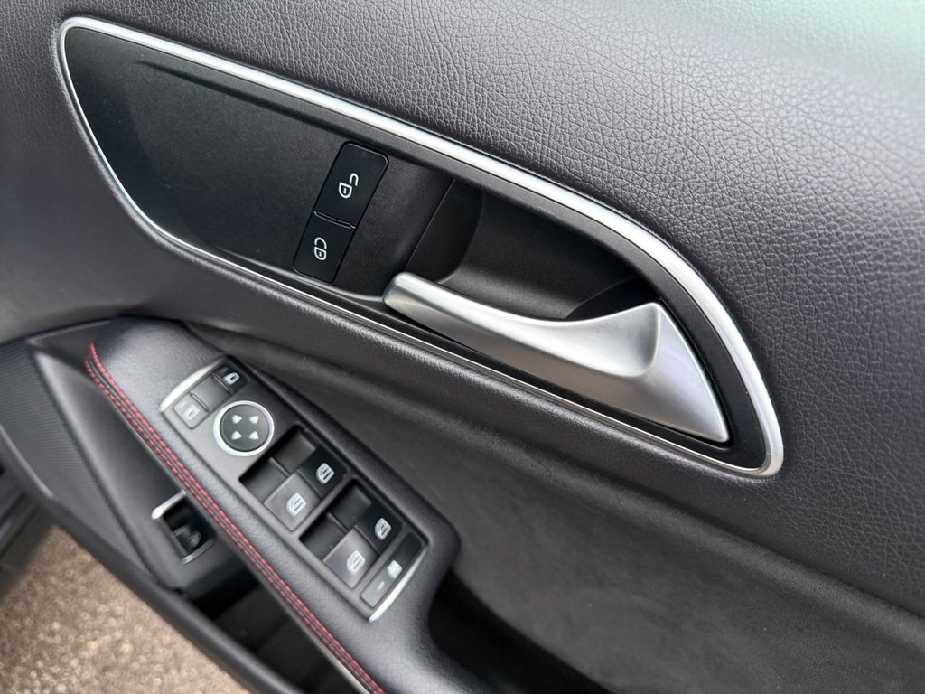 Used Mercedes-Benz GLA 2018 for sale - 77792263: Photo 37