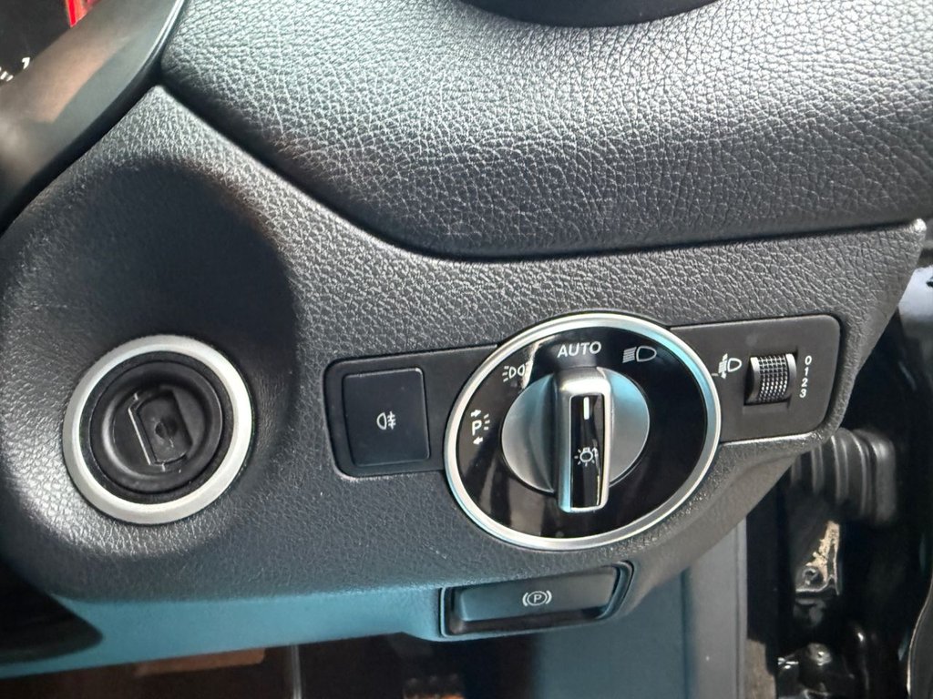 Used Mercedes-Benz GLA 2018 for sale - 77792263: Photo 42