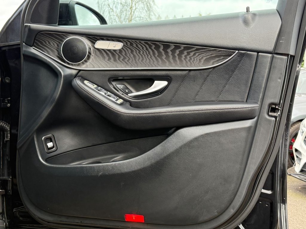 Used Mercedes-Benz GLC 2018 for sale - 78128893: Photo 36