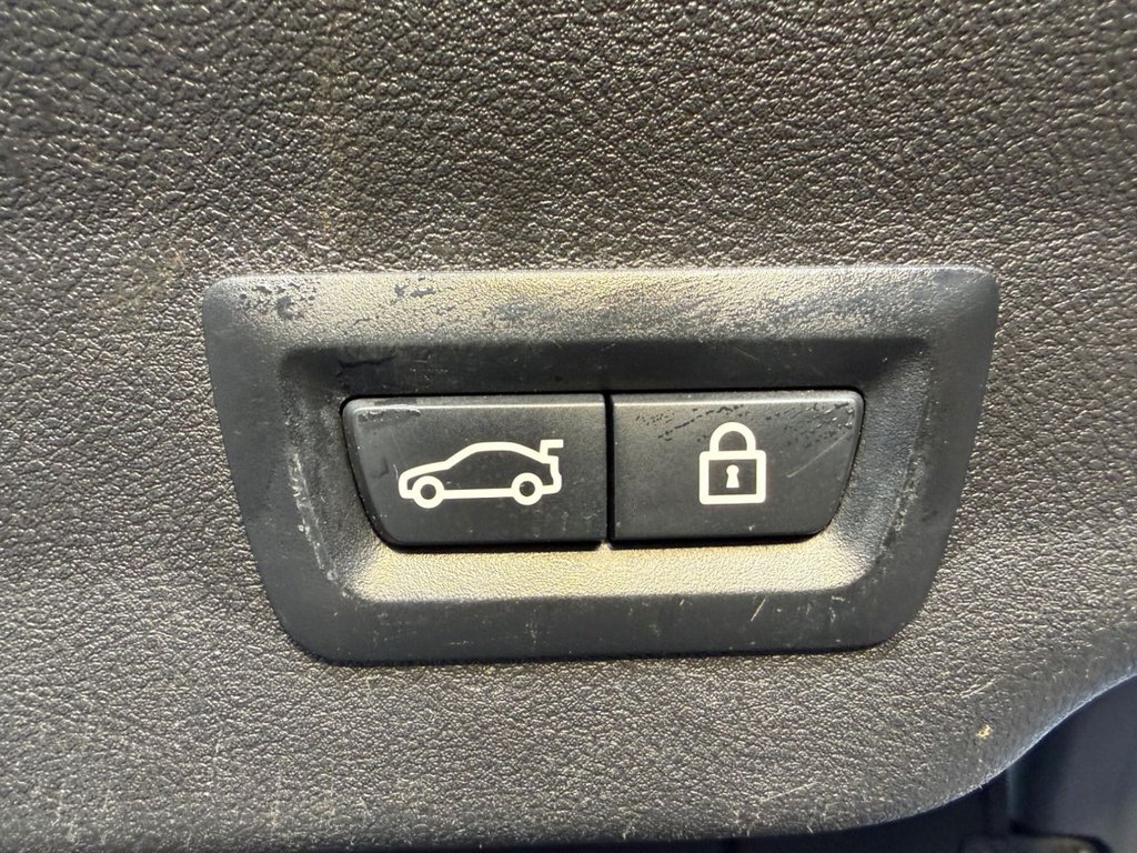 Used BMW 6 Series 2018 for sale - 77697876: Photo 19