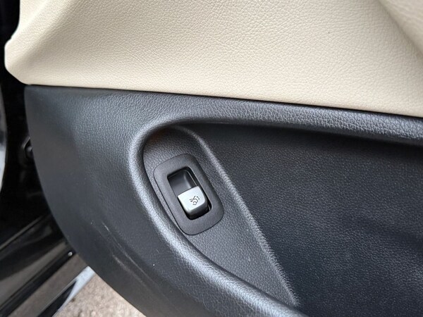 Used Mercedes-Benz C-Class 2016 for sale - 76235987: Photo 34