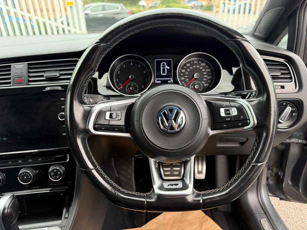 Used Volkswagen Golf 2019 for sale - 76760672: Photo 38