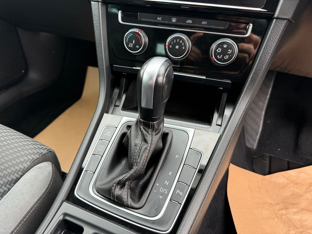 Used Volkswagen Golf 2019 for sale - 76760672: Photo 39