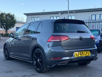Used Volkswagen Golf 2019 for sale - 76760672: Photo