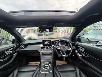 Used Mercedes-Benz GLC 2019 for sale - 78930993: Photo
