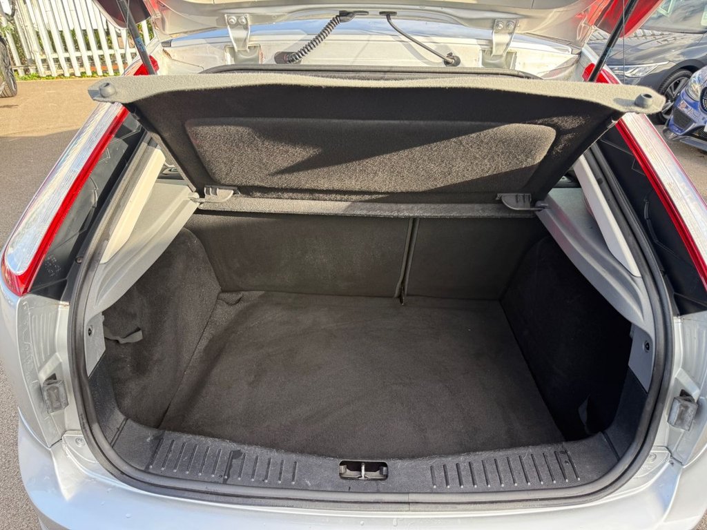 Used Ford Focus 2008 for sale - 76570152: Photo 13