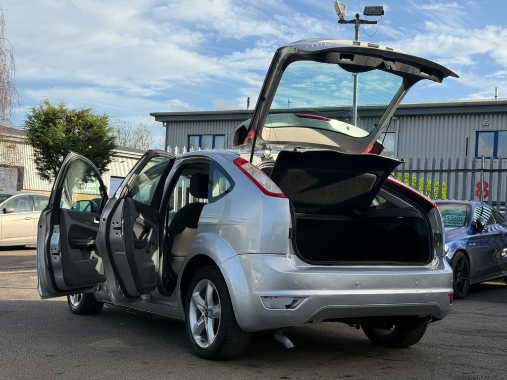 Used Ford Focus 2008 for sale - 76570152: Photo 18