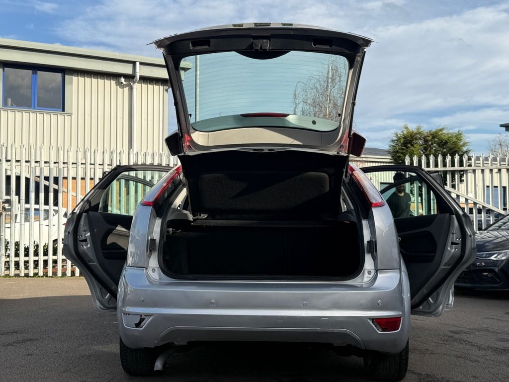 Used Ford Focus 2008 for sale - 76570152: Photo 19