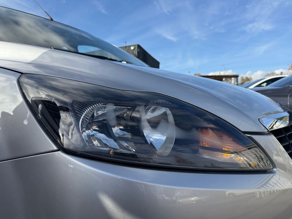 Used Ford Focus 2008 for sale - 76570152: Photo 21