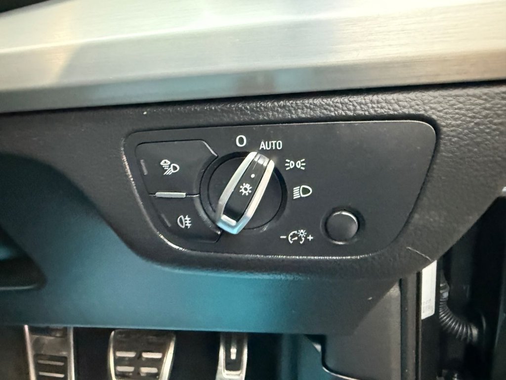 Used Audi Q5 2018 for sale - 77342069: Photo 41