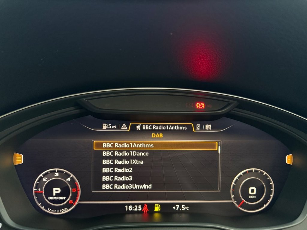 Used Audi Q5 2018 for sale - 77342069: Photo 46