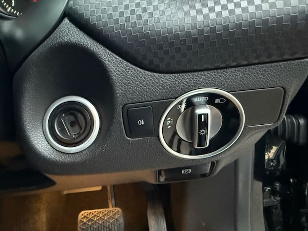 Used Mercedes-Benz A-Class 2017 for sale - 76203230: Photo 38