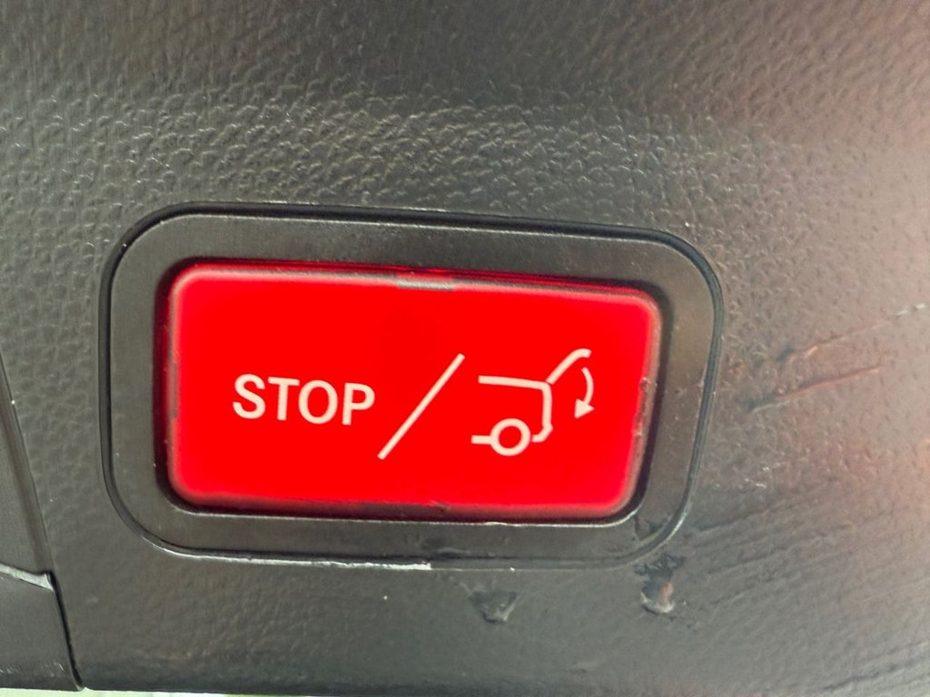 Used Mercedes-Benz GLC 2017 for sale - 76848321: Photo 17