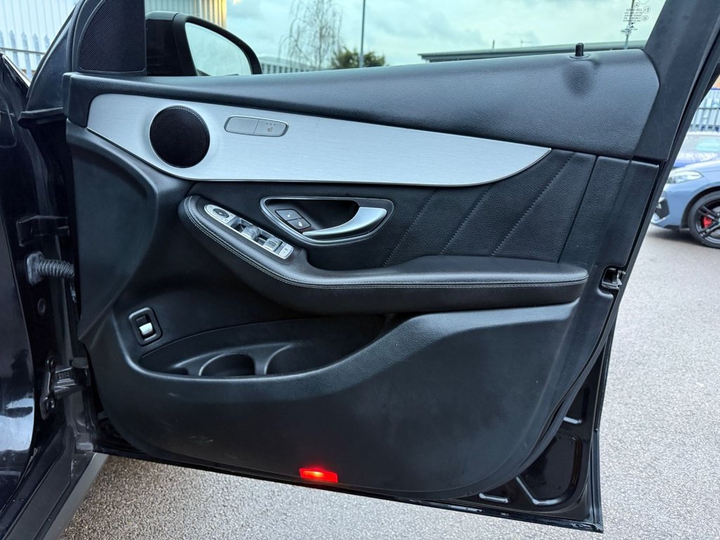 Used Mercedes-Benz GLC 2017 for sale - 76848321: Photo 35