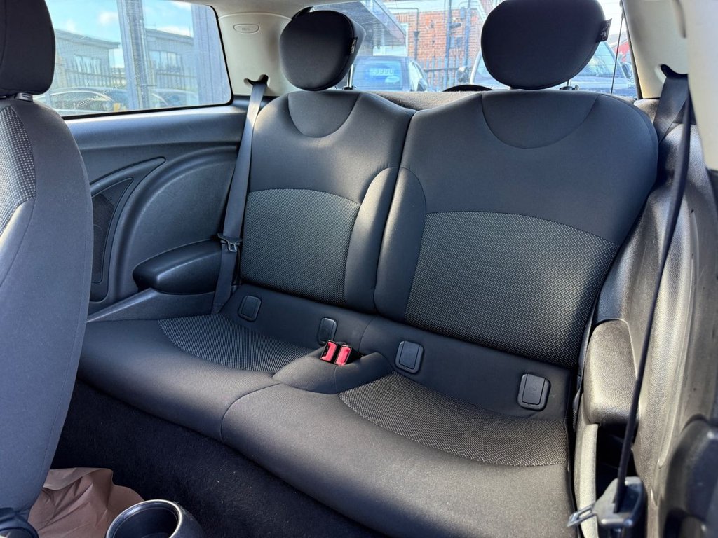 Used MINI Hatch 2012 for sale - 76368165: Photo 6