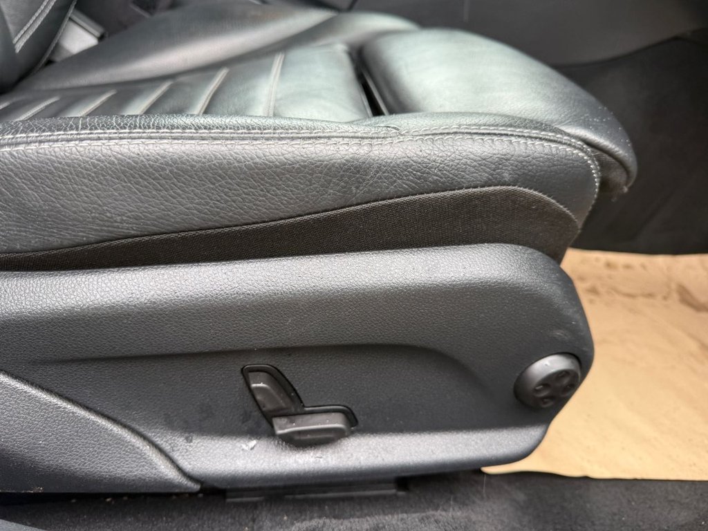 Used Mercedes-Benz C Class 2019 for sale - 78044436: Photo 41