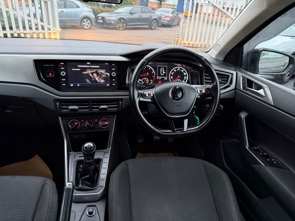 Used Volkswagen Polo 2018 for sale - 76286169: Photo 2
