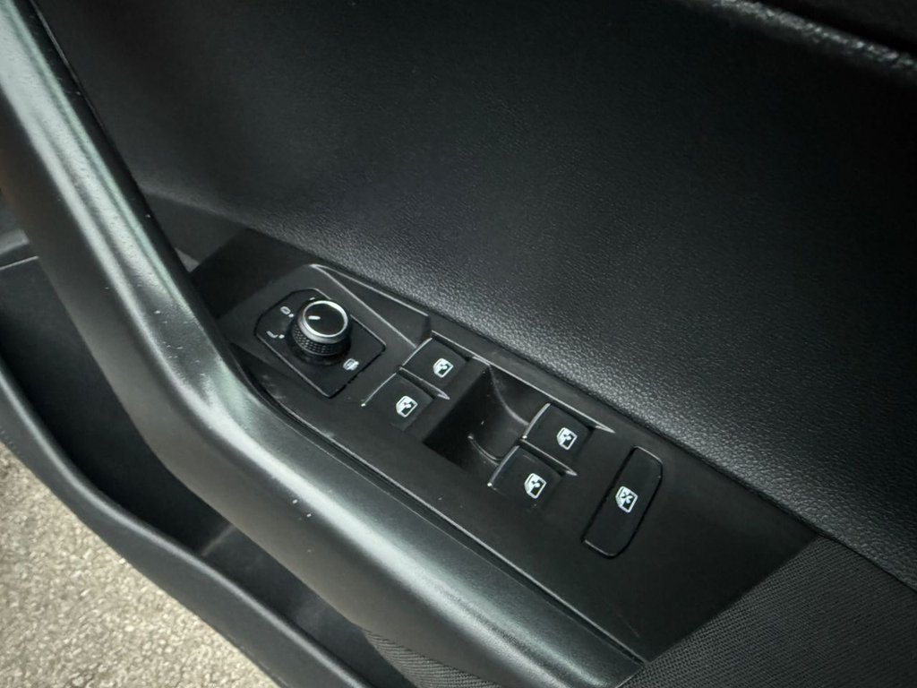 Used Volkswagen Polo 2018 for sale - 76286169: Photo 40