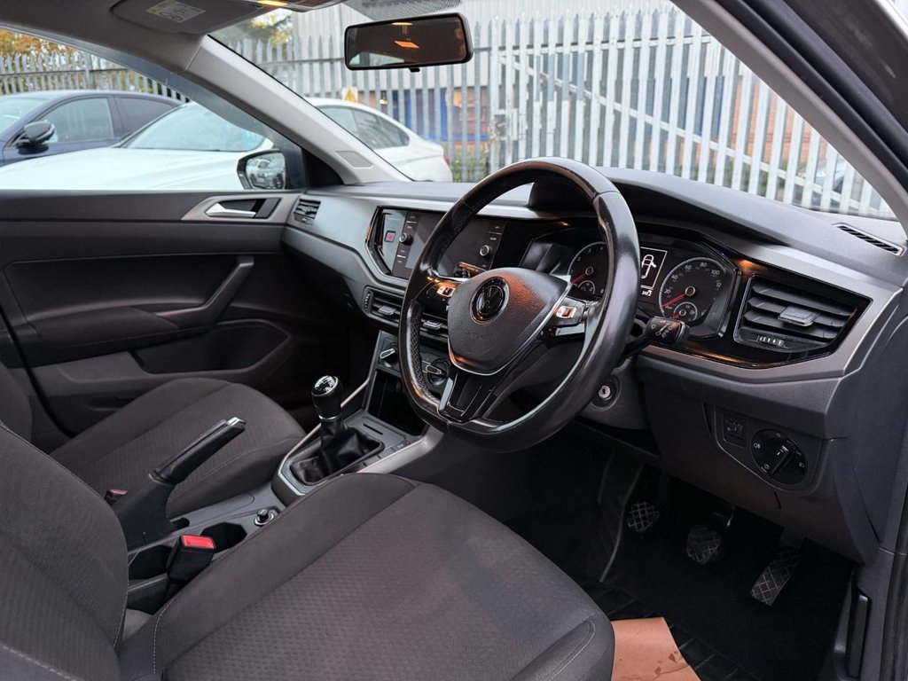 Used Volkswagen Polo 2018 for sale - 76286169: Photo 5