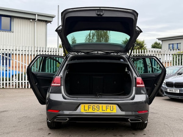 Used Volkswagen Golf 2019 for sale - 76111892: Photo 20