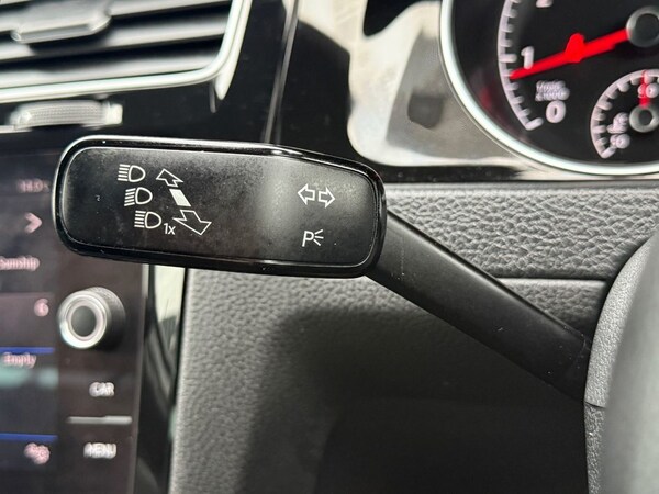 Used Volkswagen Golf 2019 for sale - 76111892: Photo 43