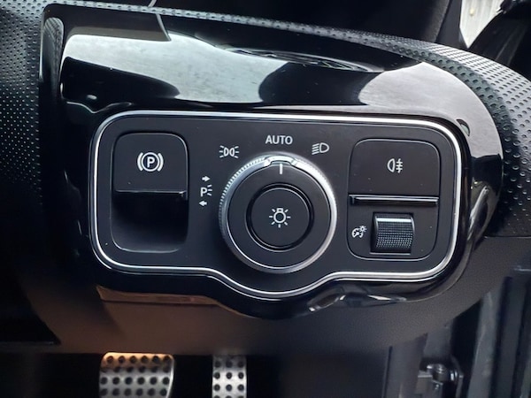 Used Mercedes-Benz A-Class 2019 for sale - 76273915: Photo 39