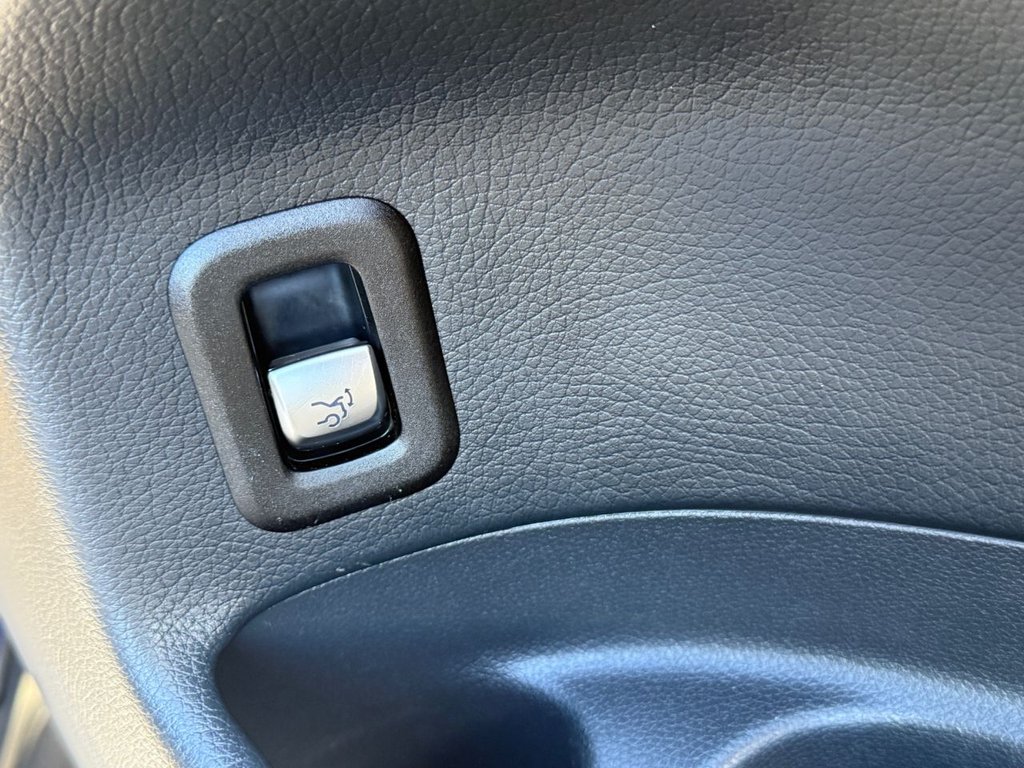 Used Mercedes-Benz GLC 2018 for sale - 76698800: Photo 34