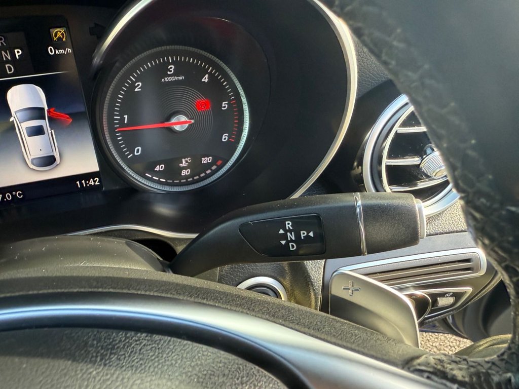 Used Mercedes-Benz GLC 2018 for sale - 76698800: Photo 46