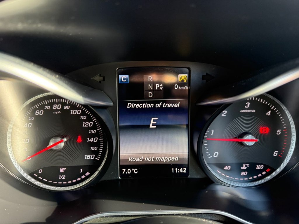 Used Mercedes-Benz GLC 2018 for sale - 76698800: Photo 49