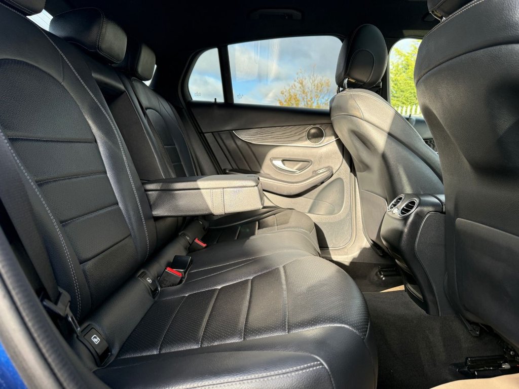 Used Mercedes-Benz GLC 2018 for sale - 76698800: Photo 6