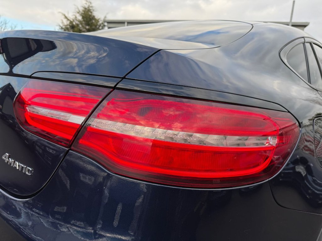 Used Mercedes-Benz GLC 2018 for sale - 77356170: Photo 31