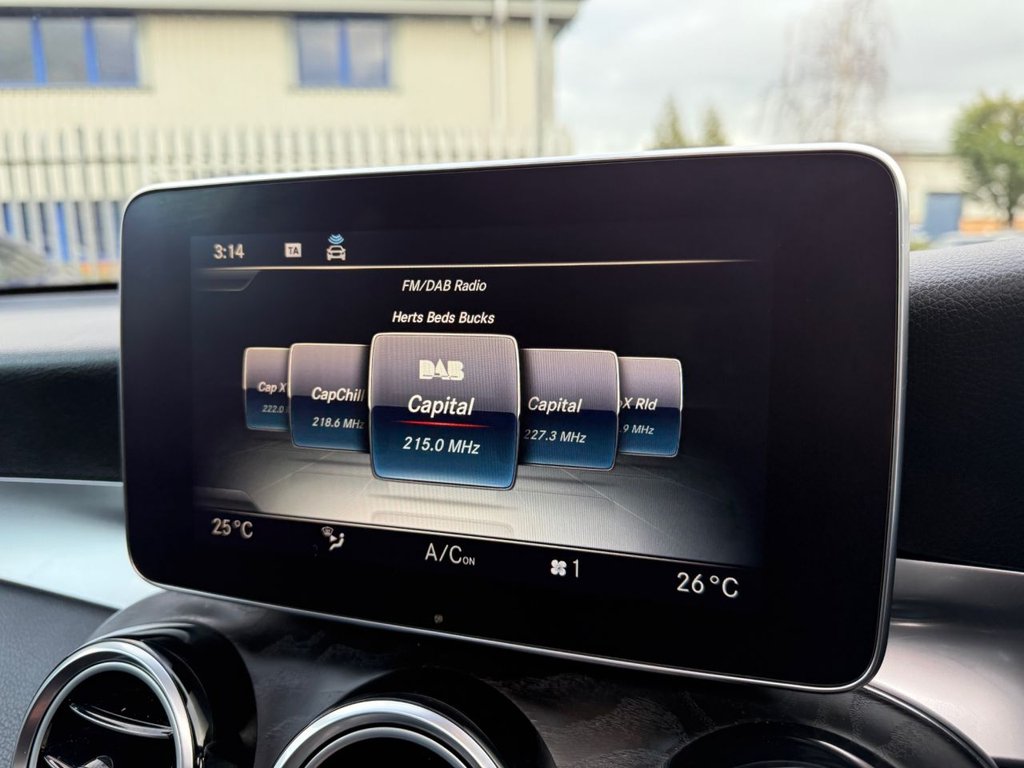 Used Mercedes-Benz GLC 2018 for sale - 77356170: Photo 38