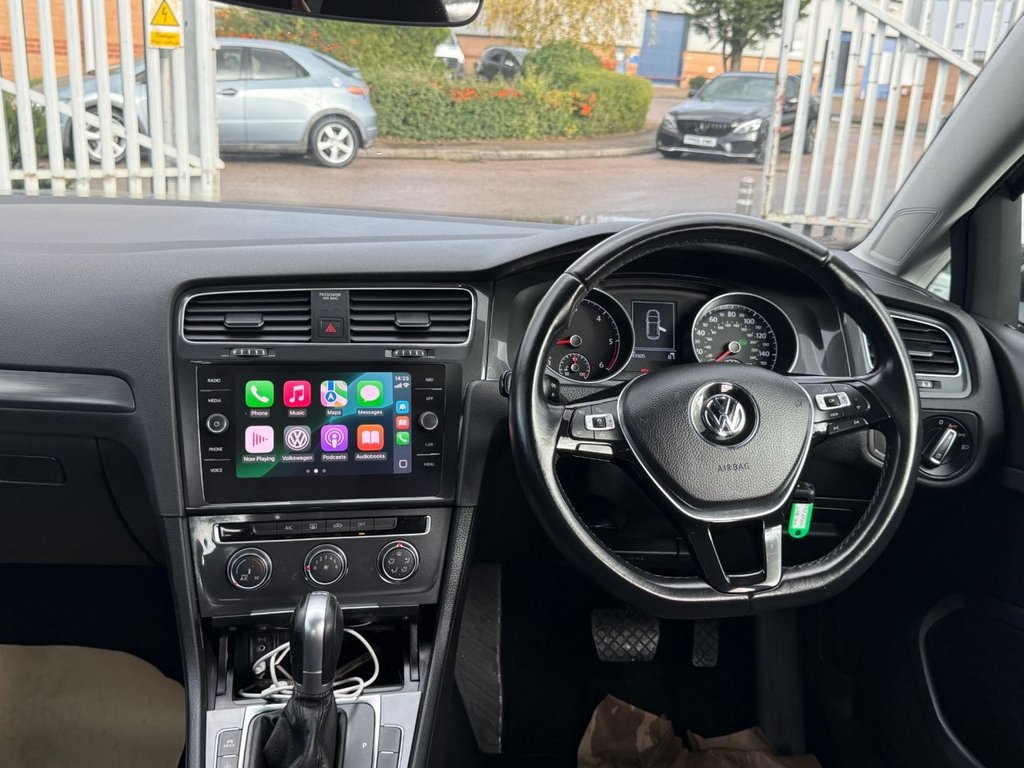 Used Volkswagen Golf 2018 for sale - 76376056: Photo 2