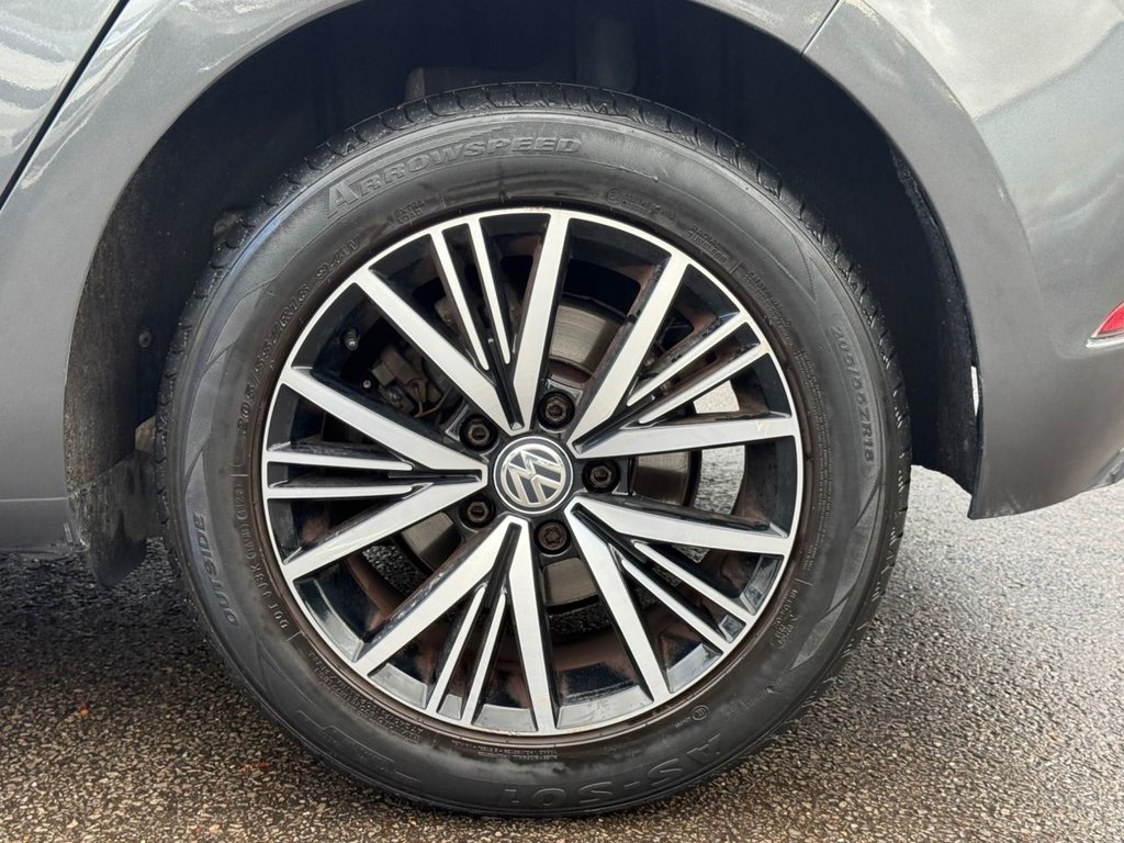 Used Volkswagen Golf 2018 for sale - 76376056: Photo 27