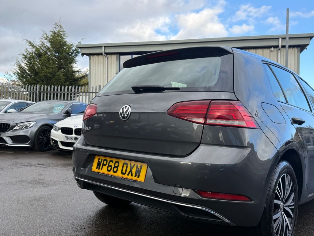 Used Volkswagen Golf 2018 for sale - 76376056: Photo 29