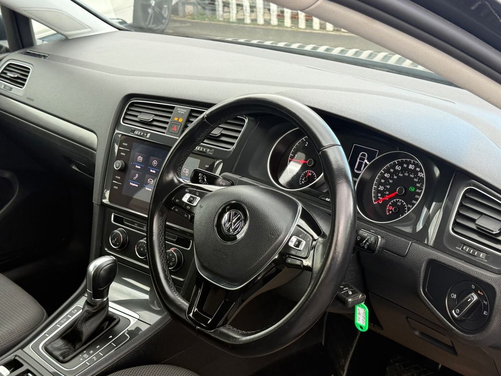 Used Volkswagen Golf 2018 for sale - 76376056: Photo 33
