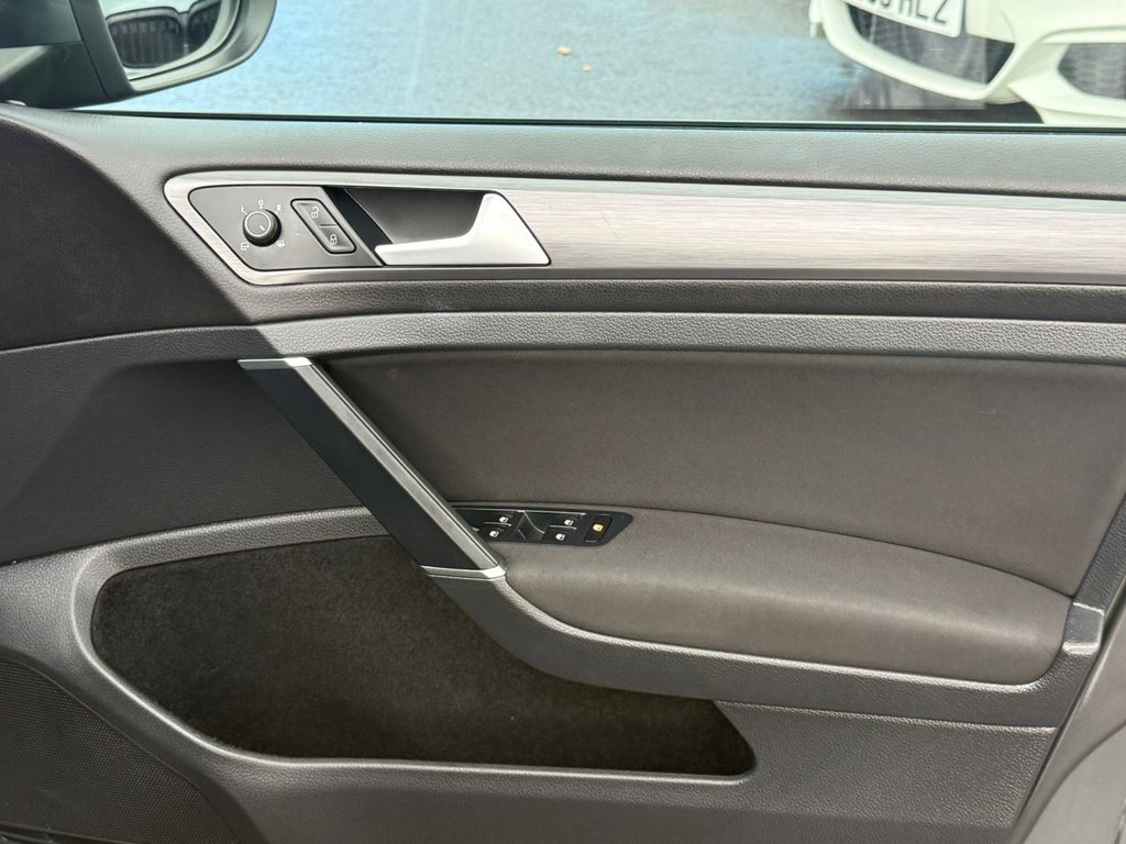 Used Volkswagen Golf 2018 for sale - 76376056: Photo 34