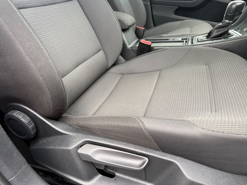 Used Volkswagen Golf 2018 for sale - 76376056: Photo 39
