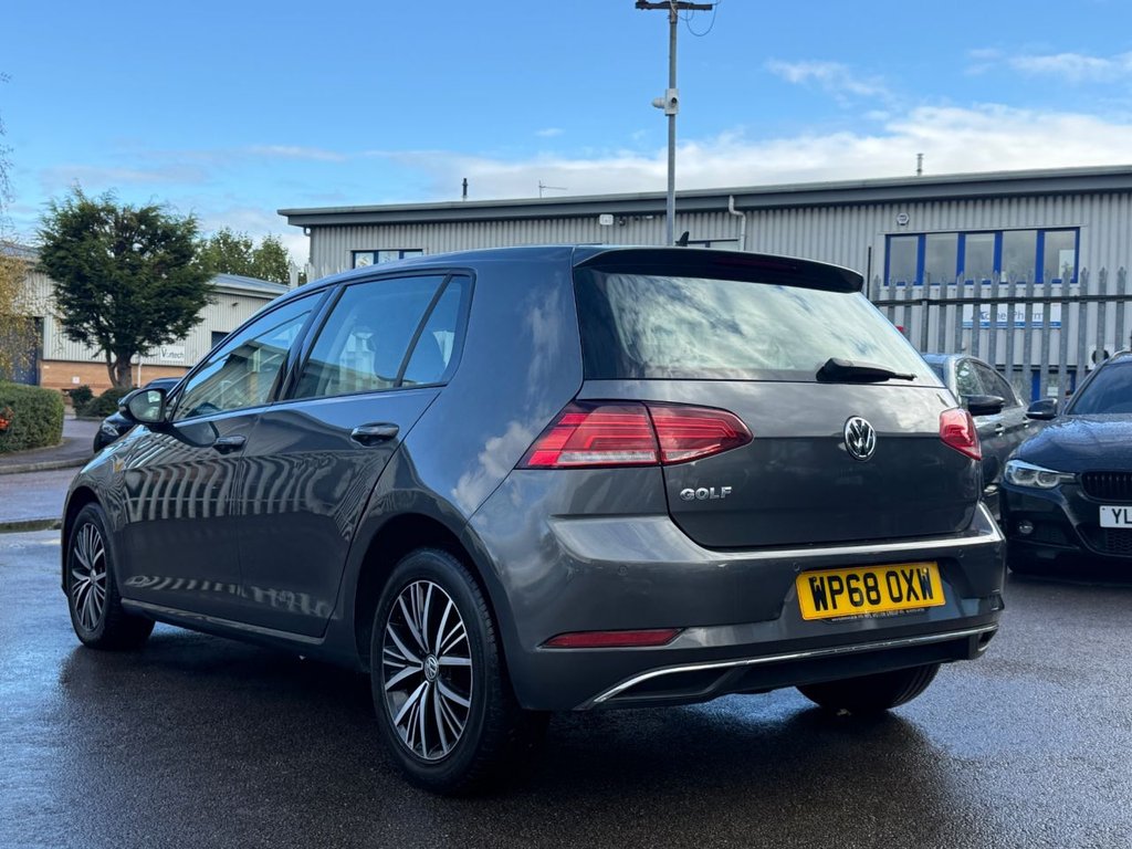 Used Volkswagen Golf 2018 for sale - 76376056: Photo 4