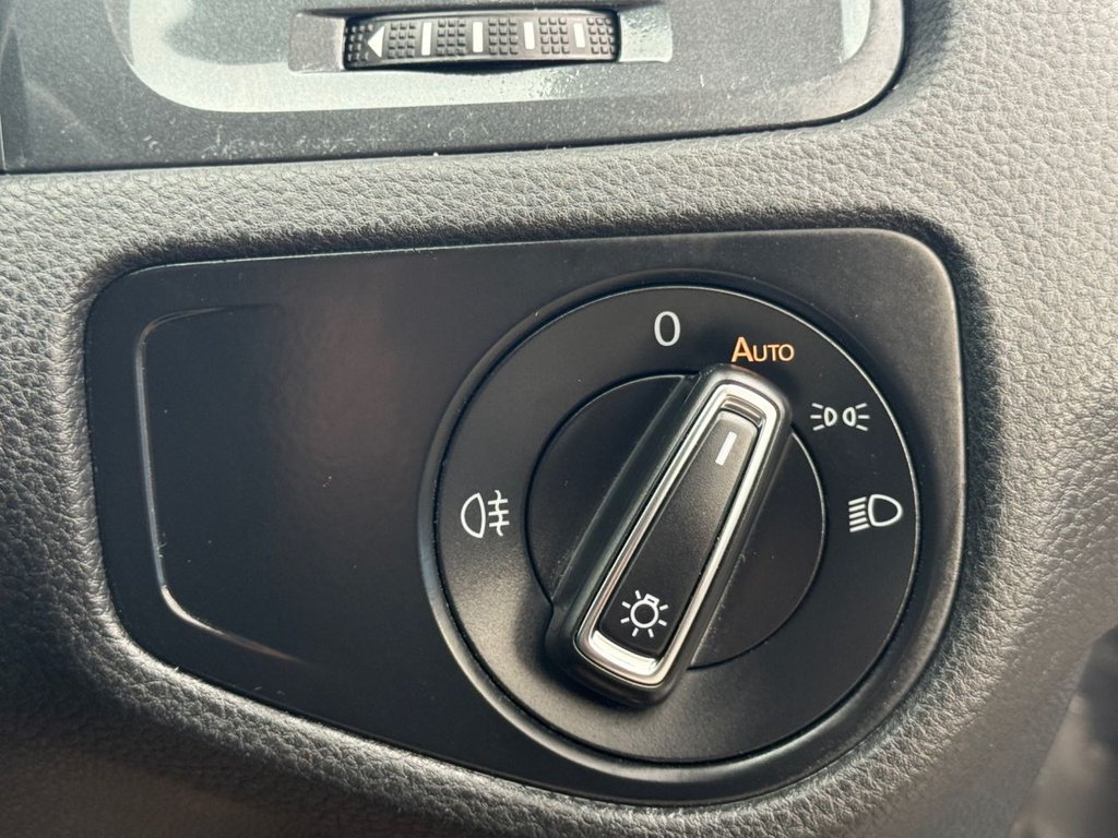 Used Volkswagen Golf 2018 for sale - 76376056: Photo 41